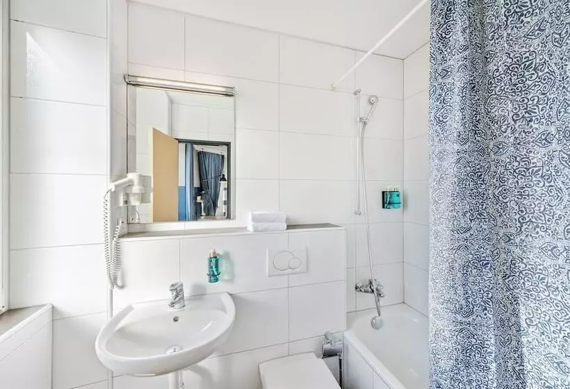 Becozy Self Check In Pop Up Hotel Basel