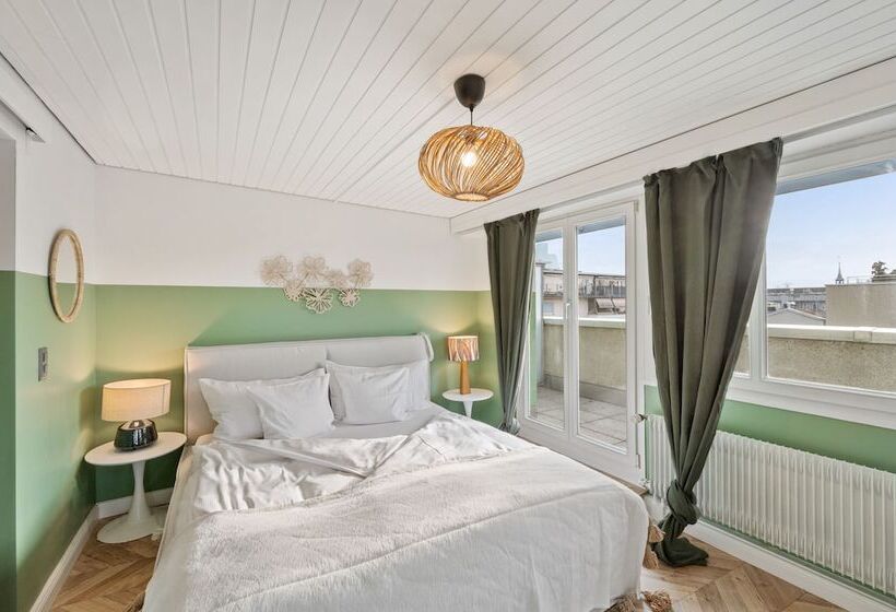 Becozy Self Check In Pop Up Hotel Basel