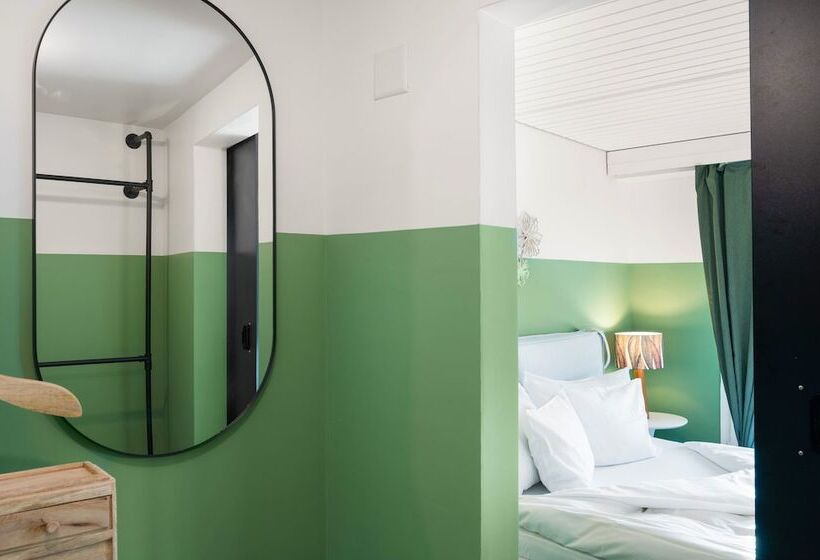 Becozy Self Check In Pop Up Hotel Basel