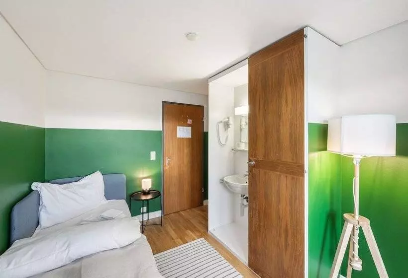 Becozy Self Check In Pop Up Hotel Basel