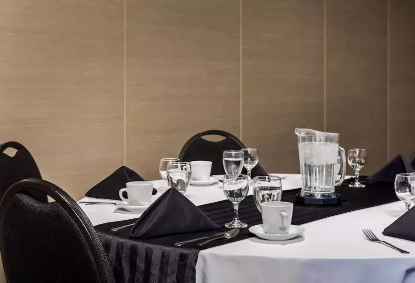 Heritage Inn Hotel & Convention Centre   Moose Jaw