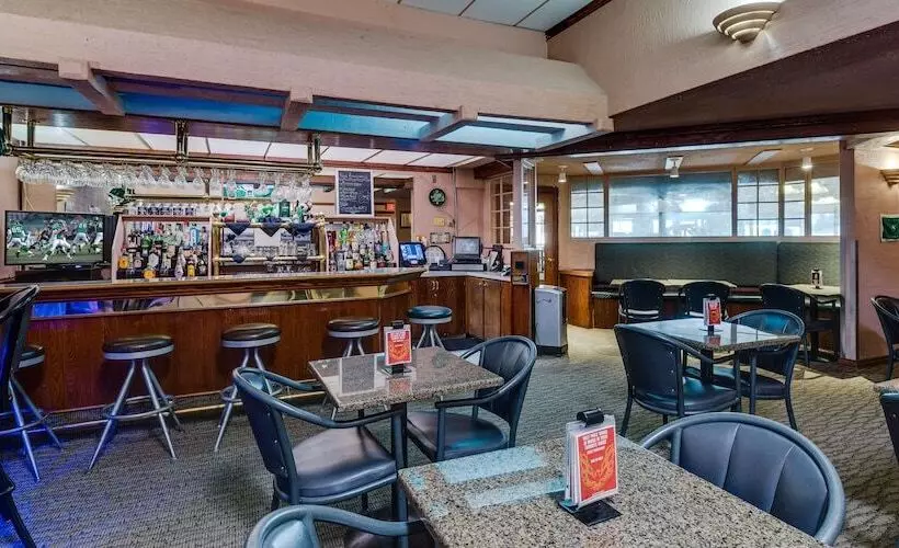 Heritage Inn Hotel & Convention Centre   Moose Jaw