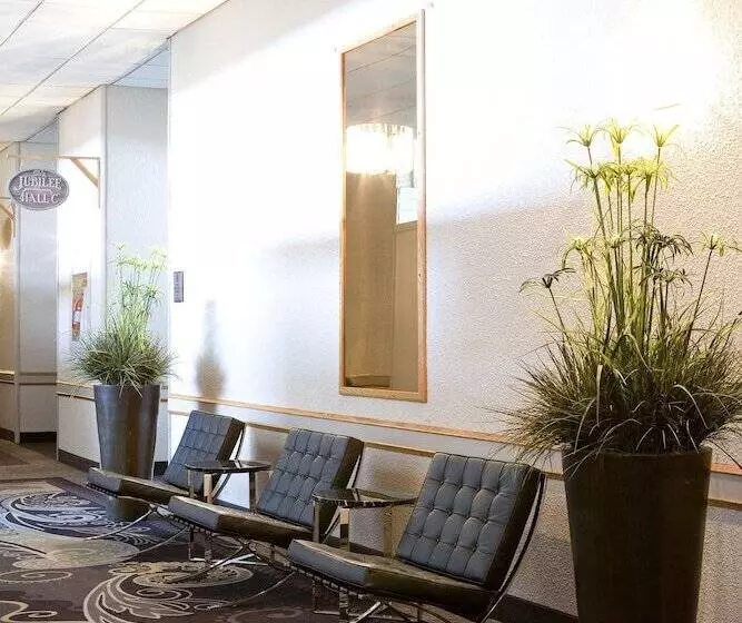 Heritage Inn Hotel & Convention Centre   Moose Jaw