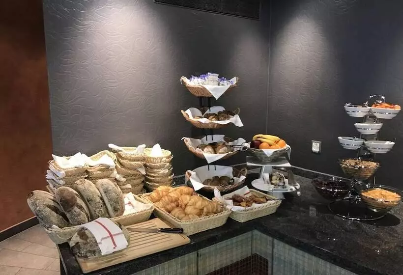 Hotell Albergo Carcani By Ketty & Tommy