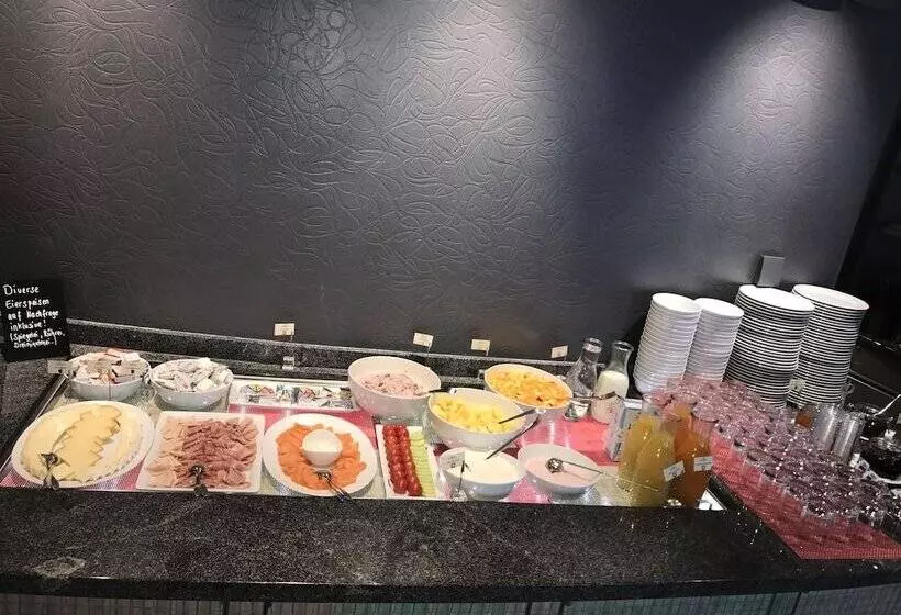 Hotell Albergo Carcani By Ketty & Tommy