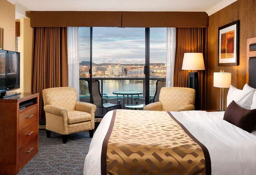 فندق Best Western Plus Inner Harbour