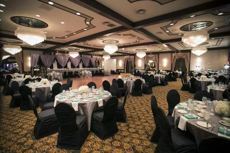 ホテル Chateau Lacombe