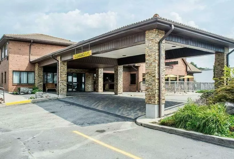 Отель Comfort Inn Waterloo