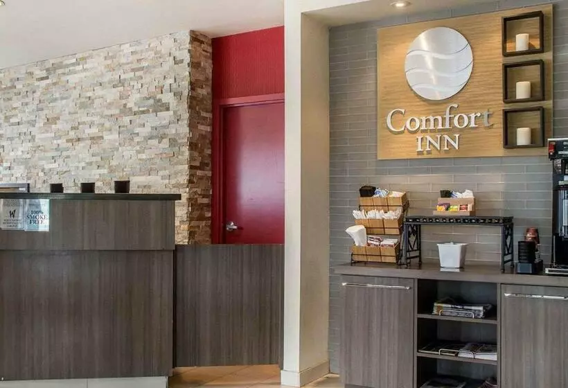 Отель Comfort Inn Waterloo