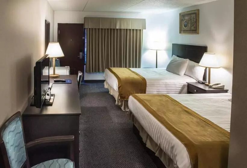 هتل Howard Johnson By Wyndham Portage La Prairie