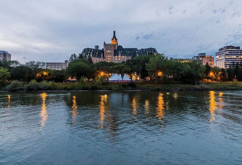 Delta Hotels By Marriott Bessborough