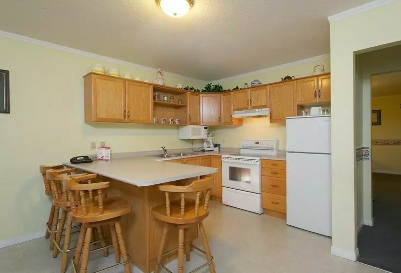 فندق Econo Lodge Kelowna