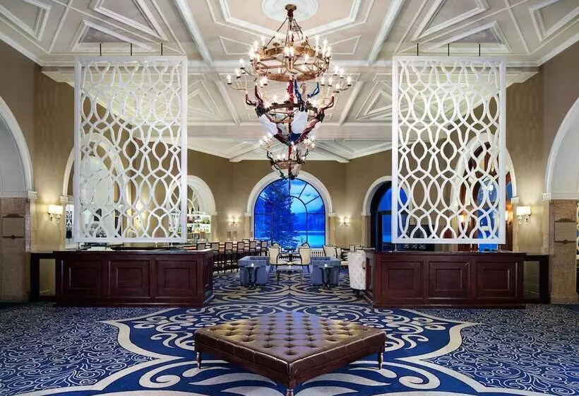 בית מלון כפרי Fairmont Chateau Lake Louise