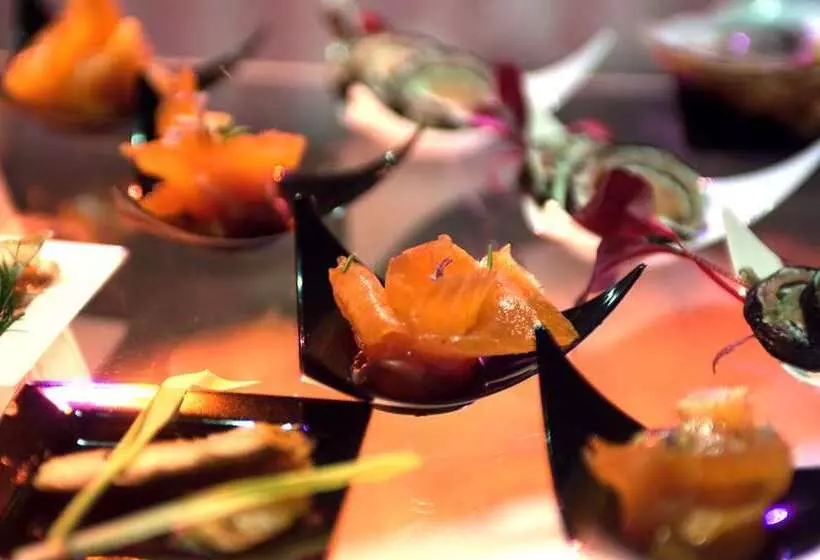 Отель Hilton Saint John