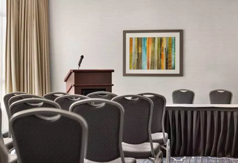 Hotel Holiday Inn Express Vancouvermetrotown