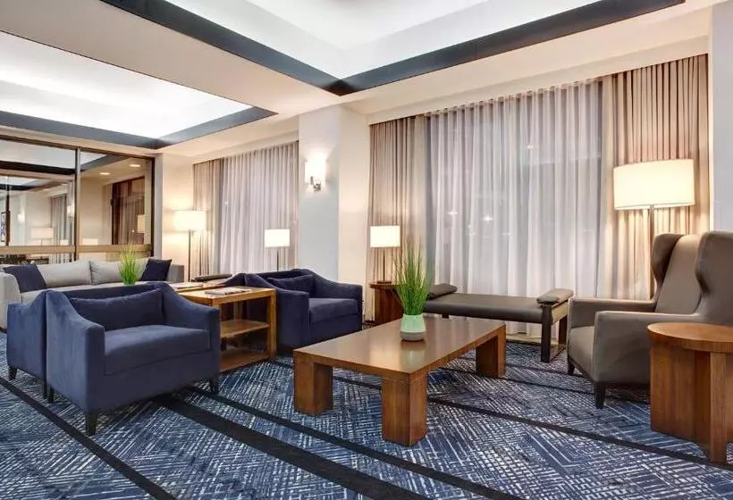 בית מלון כפרי Holiday Inn Ottawa East, An Ihg
