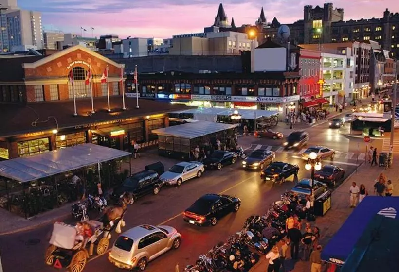 בית מלון כפרי Holiday Inn Ottawa East, An Ihg