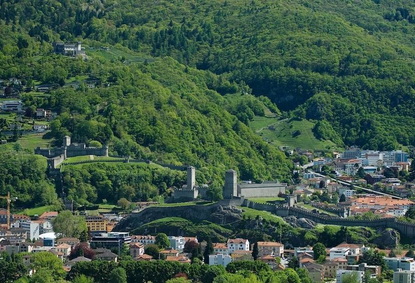 בית מלון כפרי Internazionale Bellinzona