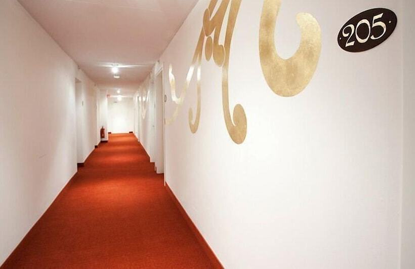 בית מלון כפרי Internazionale Bellinzona