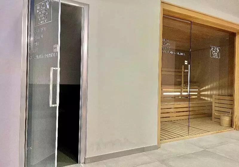 فندق Internazionale Bellinzona