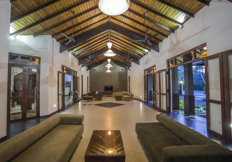 Hotel Kithala Resort   Thema Collection