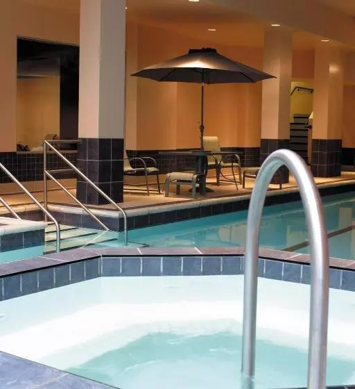 בית מלון כפרי Lord Elgin