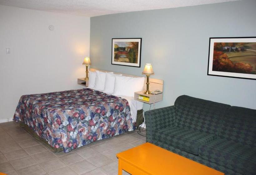 هتل Northwoods Inn & Suites