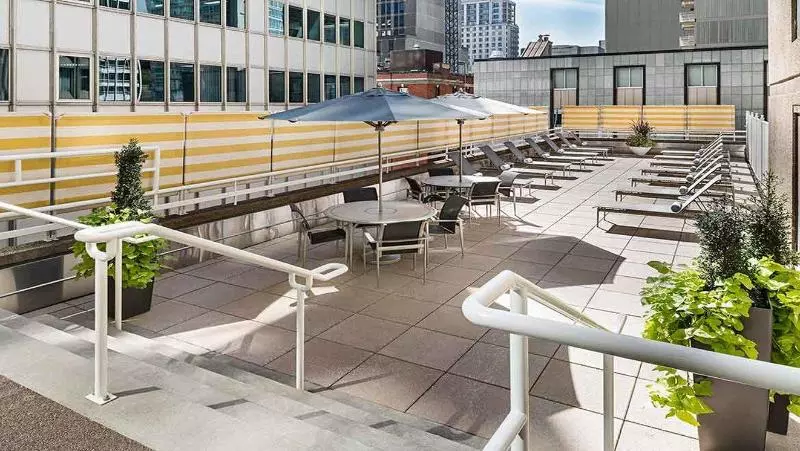 ホテル Omni Montroyal