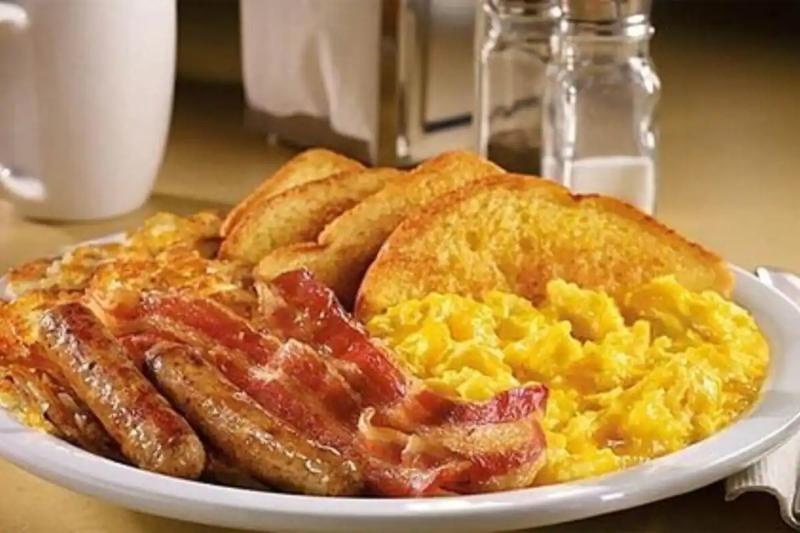 هتل Quality Inn & Conference Centre Kingston Central