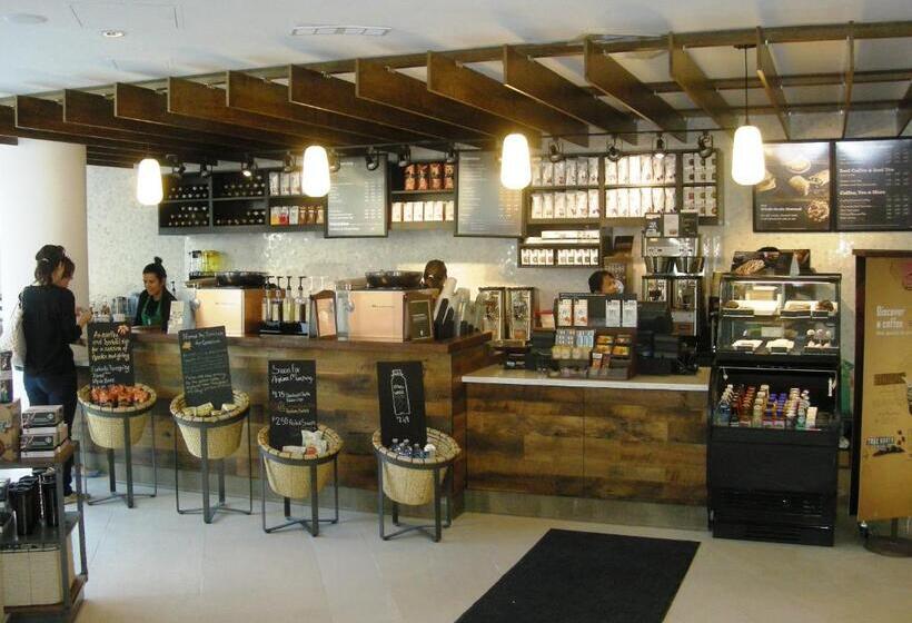 فندق Radisson Blu Toronto Downtown