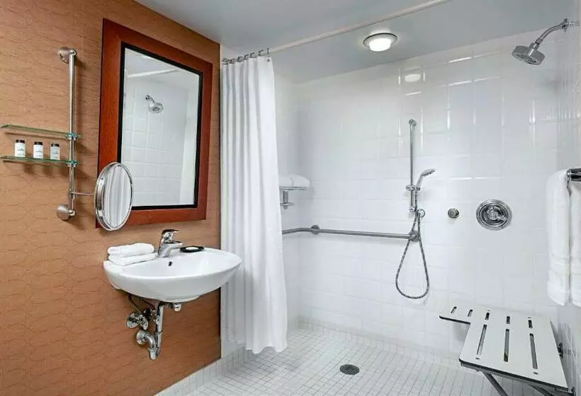 Sheraton Toronto Airport Hotel & Conference Centre