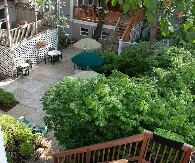 ホテル The Halliburton