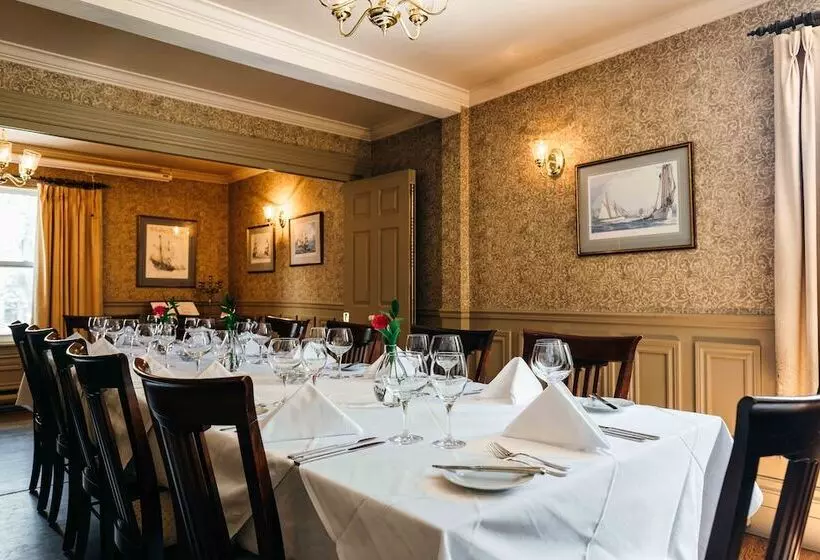 ホテル The Halliburton