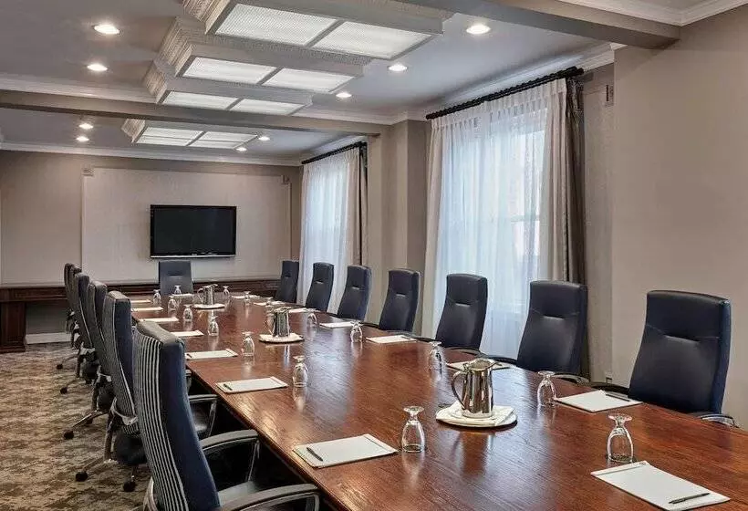 The Hotel Saskatchewan, Autograph Collection