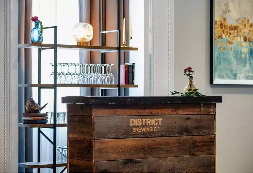 The Hotel Saskatchewan, Autograph Collection