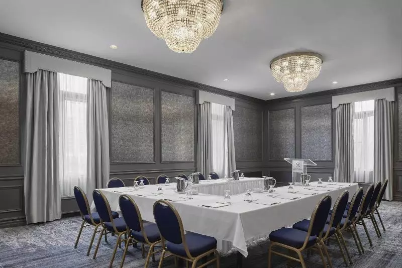 The Hotel Saskatchewan, Autograph Collection