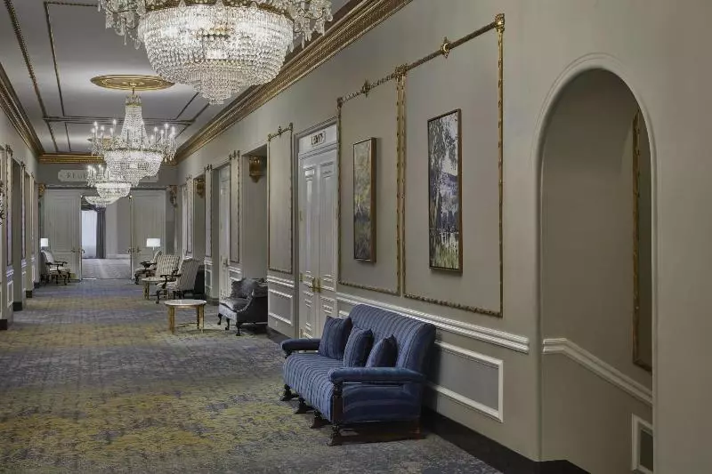 The Hotel Saskatchewan, Autograph Collection