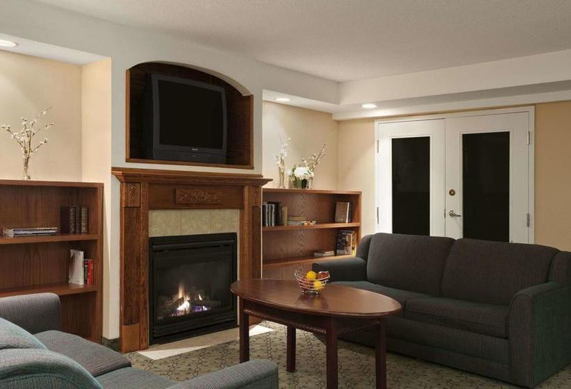 فندق Travelodge By Wyndham Ottawa West