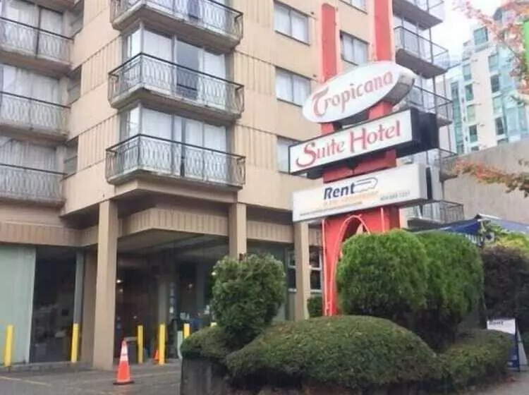 Hotel Tropicana Suite