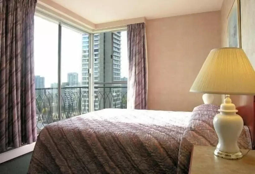 Hotel Tropicana Suite