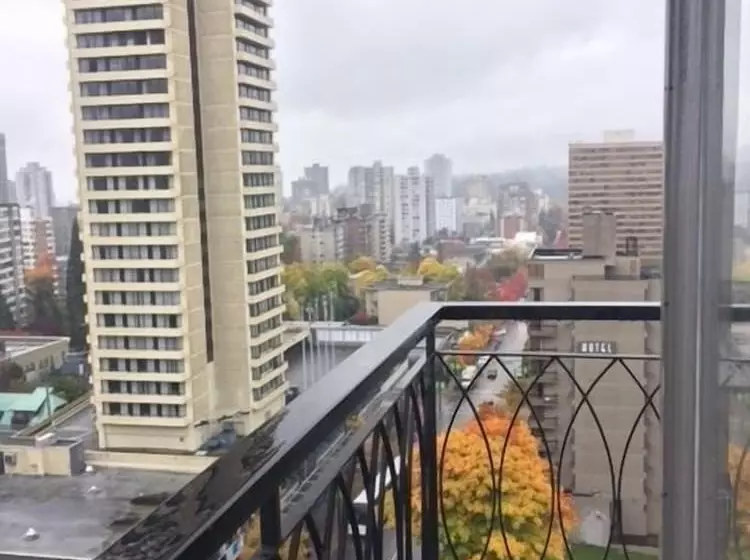 Hotel Tropicana Suite