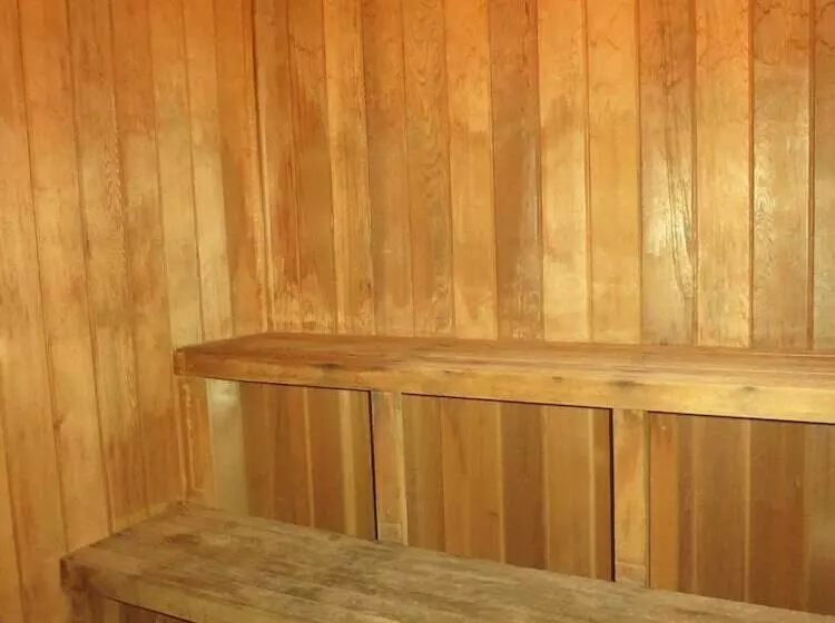 Hotel Tropicana Suite