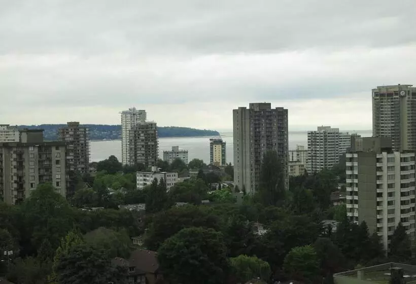 Hotel Tropicana Suite