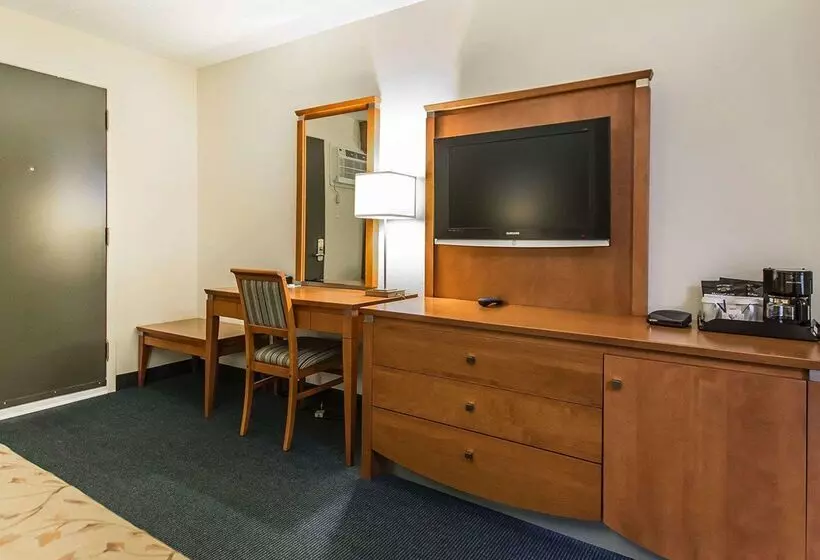 מוטל Quality Inn Rouynnoranda