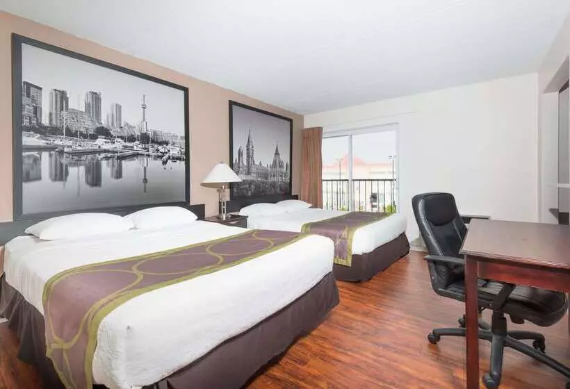 모텔 Super 8 By Wyndham Cambridge/kitchener/waterloo Area