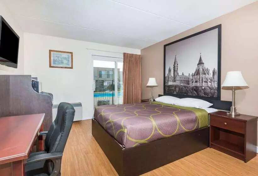 모텔 Super 8 By Wyndham Cambridge/kitchener/waterloo Area