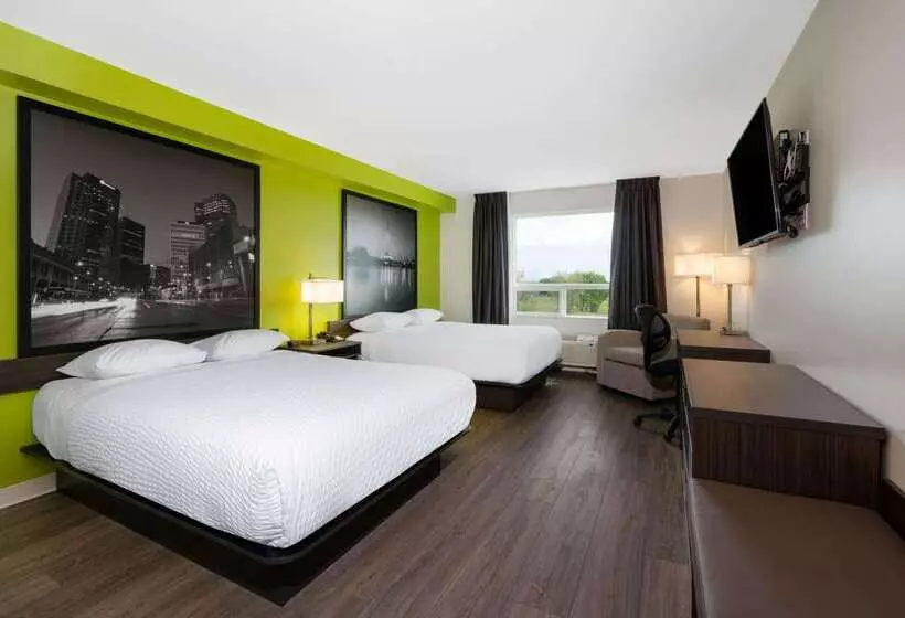 Motel Super 8 By Wyndham Winnipeg East Mb