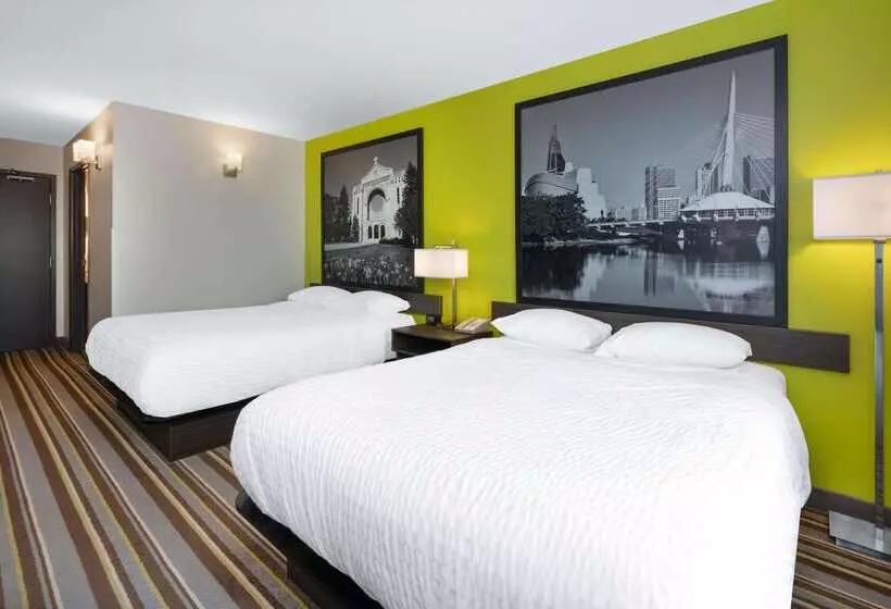 Motel Super 8 By Wyndham Winnipeg East Mb