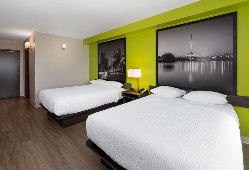 مُتل Super 8 By Wyndham Winnipeg East Mb
