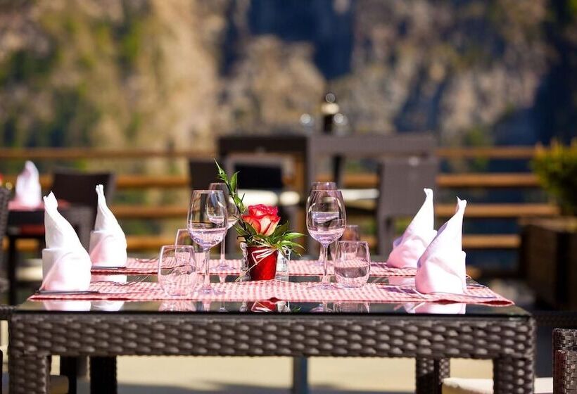 فندق B & B Hôtel Aux Mille Etoiles